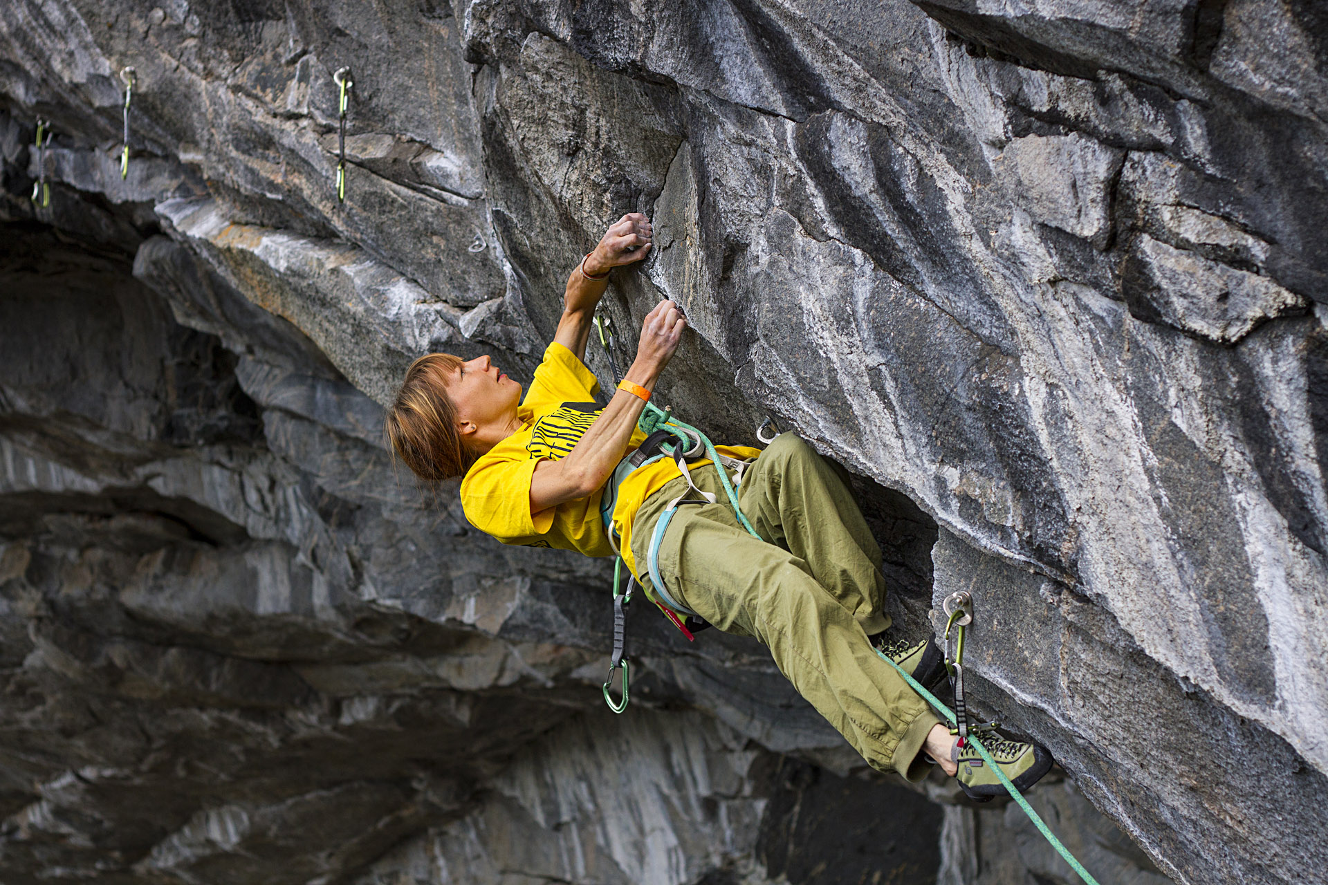 Malin Holmberg climbing in Flatanger Cave Norway, Photographer, filmmaker, Alexander Rydén, Klättring, fotograf klättring, filmare klättring