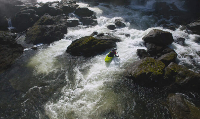 Marcus Junkka forspaddling, Kajak, Alexander Ryden Adventure filmmaker, Ristafallet kajak