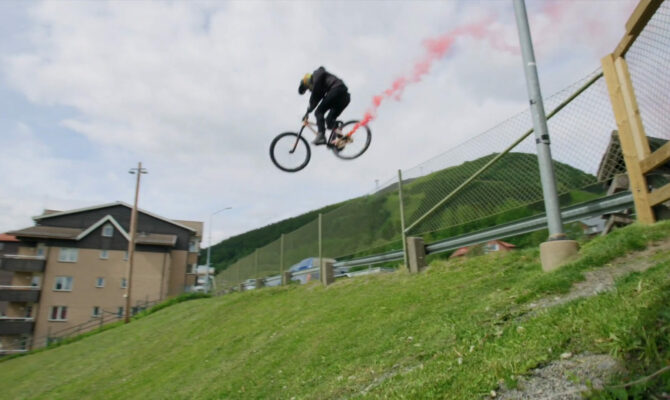 The game 2, Anton Thelander, Nicholi Rogatkin, Alexander Ryden, Åre Bike festival Whiteout pictures,